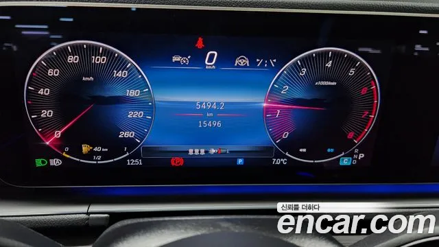 Mercedes-Benz GLE-Class — Фото автомобиля 8