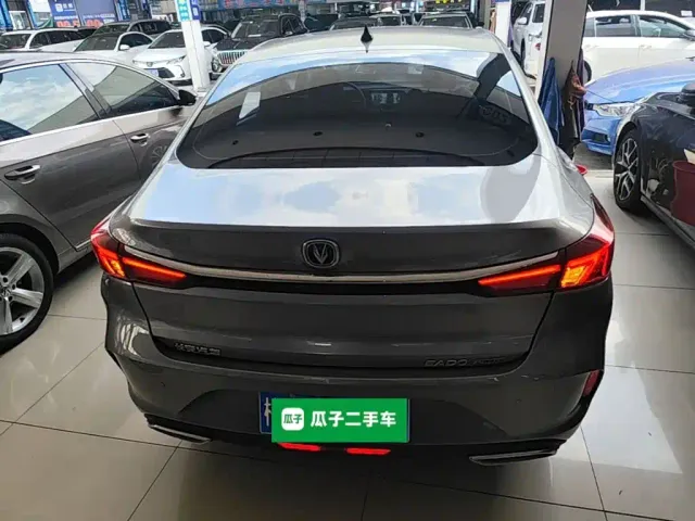 Changan Eado — Фото автомобиля 5