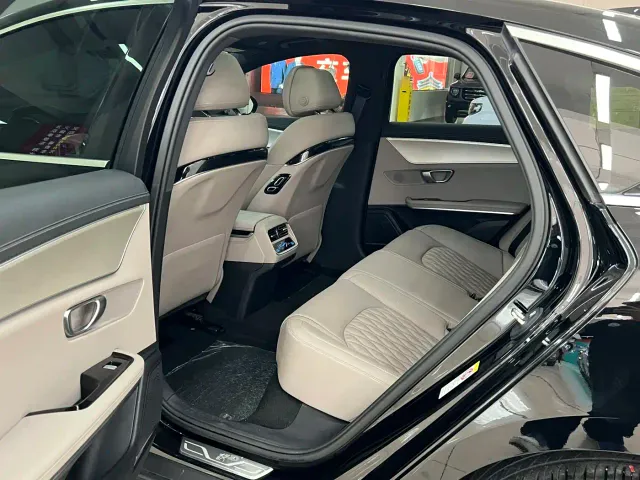 BYD Han — Фото автомобиля 8