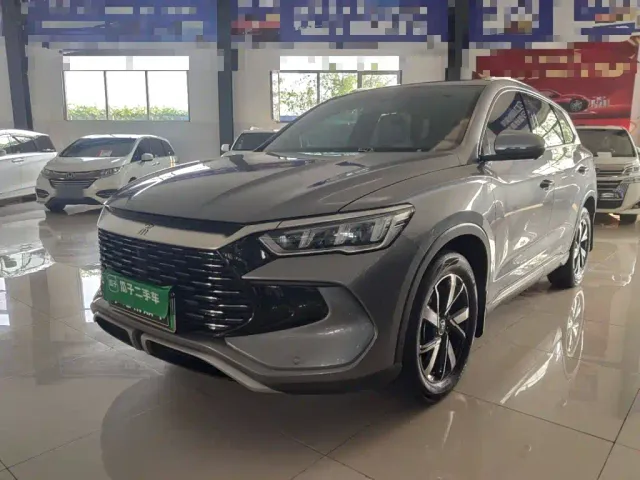 Фотография автомобиля — BYD Song Pro
