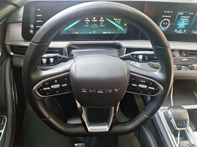 Chery Arrizo 8 — Фото автомобиля 10