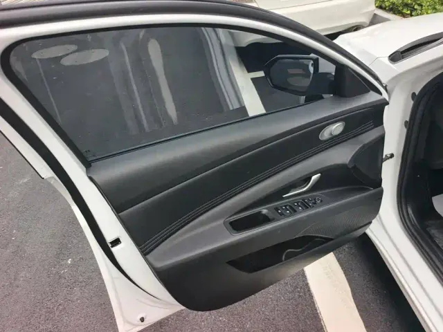 Hyundai Elantra — Фото автомобиля 7