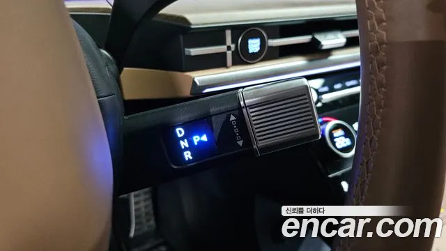 Hyundai Santa Fe MX5 — Фото автомобиля 12