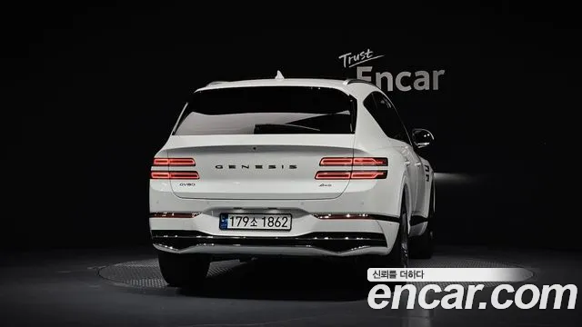 Genesis GV80 — Фото автомобиля 4