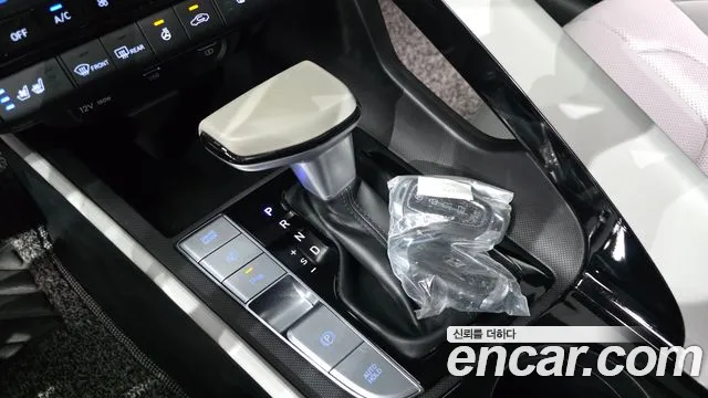 Hyundai AVANTE Modern — Фото автомобиля 3