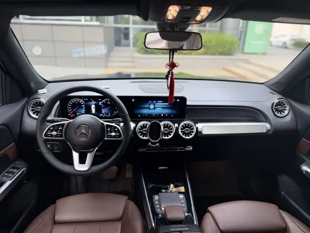 Mercedes-Benz GLB-Class — Фото автомобиля 11