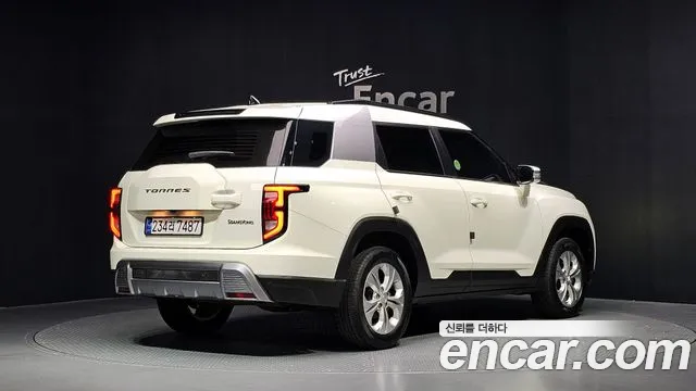 KGM Torres — Фото автомобиля 2