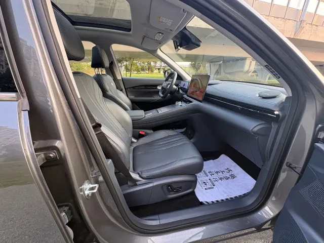 Geely Galaxy E5 — Фото автомобиля 18