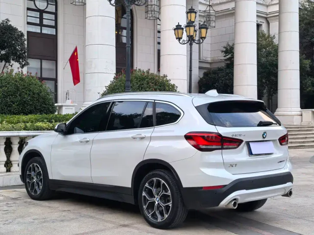 BMW X1 — Фото автомобиля 18