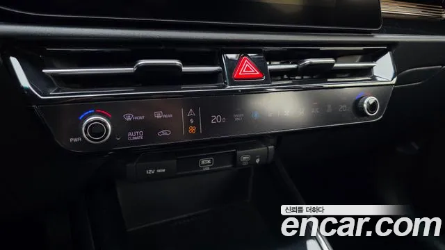 Kia Niro New — Фото автомобиля 24