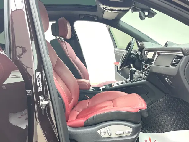Porsche Macan — Фото автомобиля 10