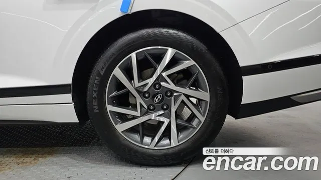 Hyundai Grandeur GN7 — Фото автомобиля 6