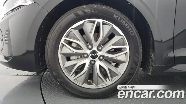 Kia K5 Prestige — Фото автомобиля 5