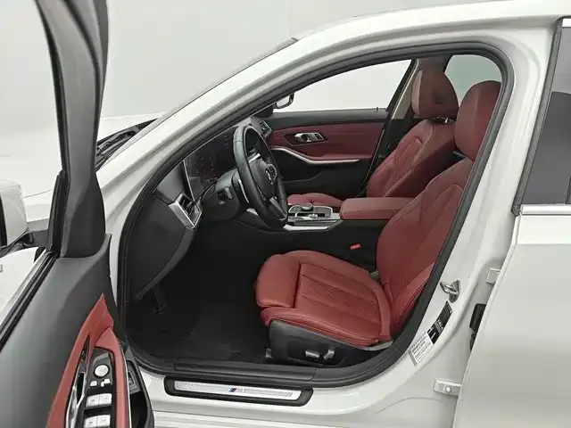 BMW 3 Series — Фото автомобиля 9