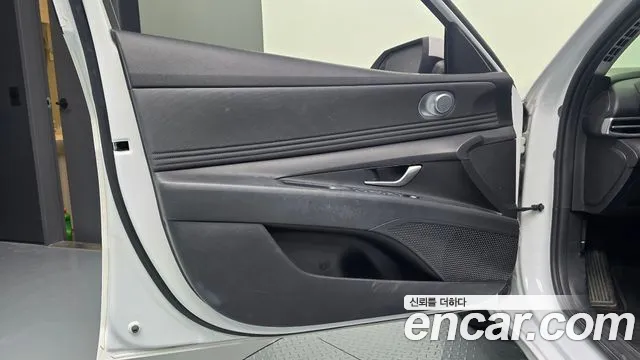 Hyundai Avante — Фото автомобиля 13