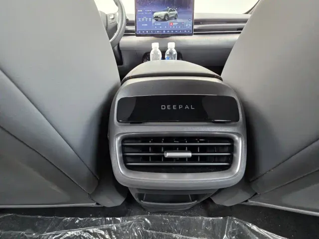 Deepal S05 — Фото автомобиля 17