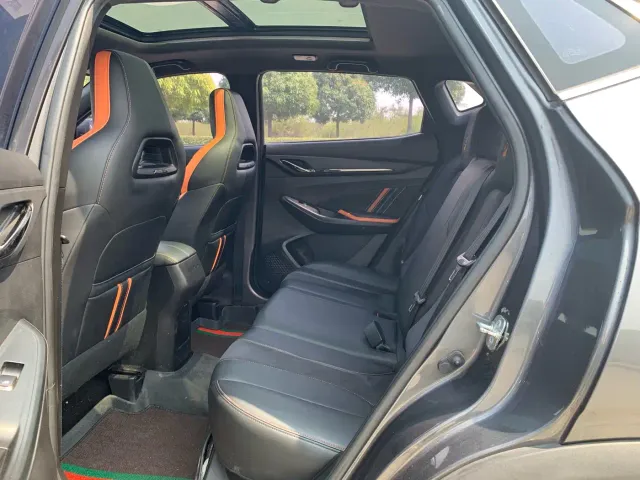 Changan Oushang X5 — Фото автомобиля 6