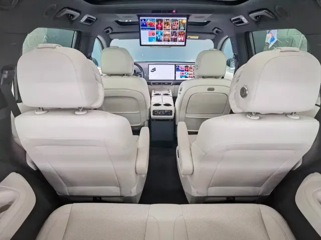 Li Auto L8 — Фото автомобиля 8