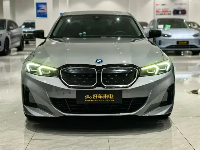 BMW i3 — Фото автомобиля 2