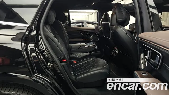 Mercedes-Benz EQS — Фото автомобиля 9