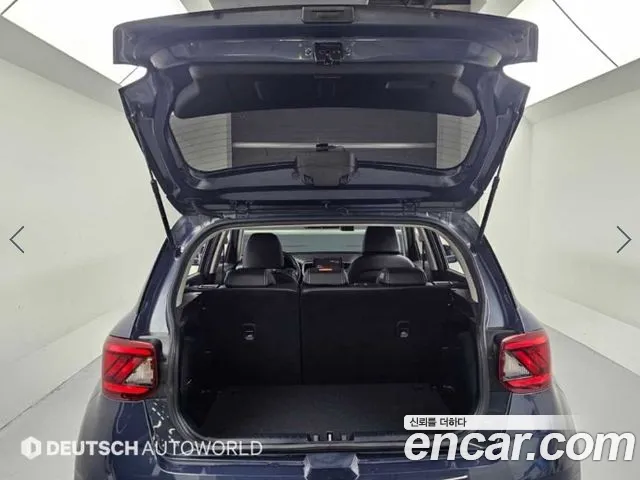 Hyundai Venue — Фото автомобиля 19