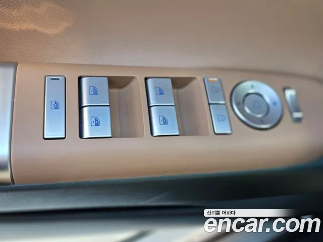 Hyundai Grandeur GN7 — Фото автомобиля 11