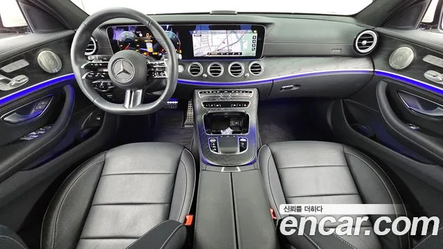 Mercedes-Benz E-Class — Фото автомобиля 7
