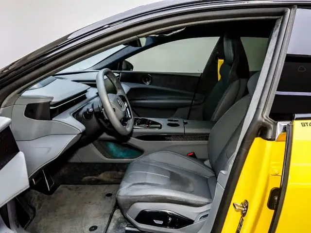 Lotus Emeya — Фото автомобиля 5