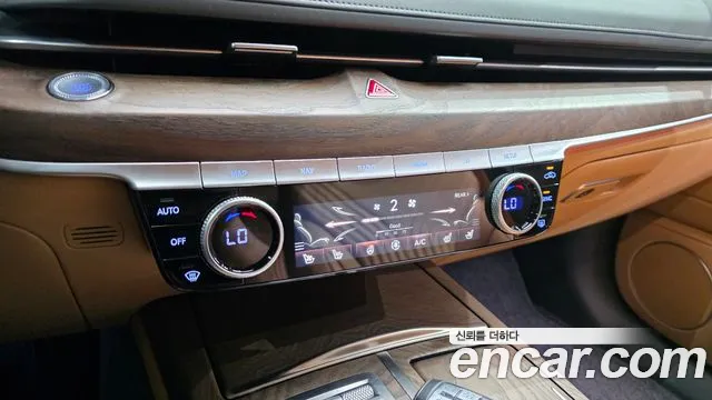 Genesis G80 Бензин 2.5 турбо AWD — Фото автомобиля 30