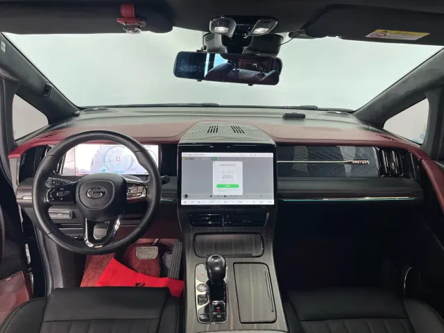 GAC Trumpchi M8 — Фото автомобиля 16