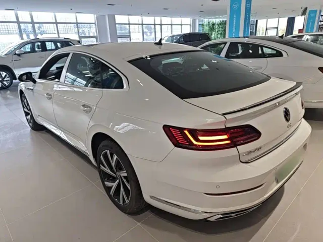 Volkswagen CC — Фото автомобиля 4