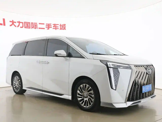 GAC Trumpchi M8 — Фото автомобиля 5