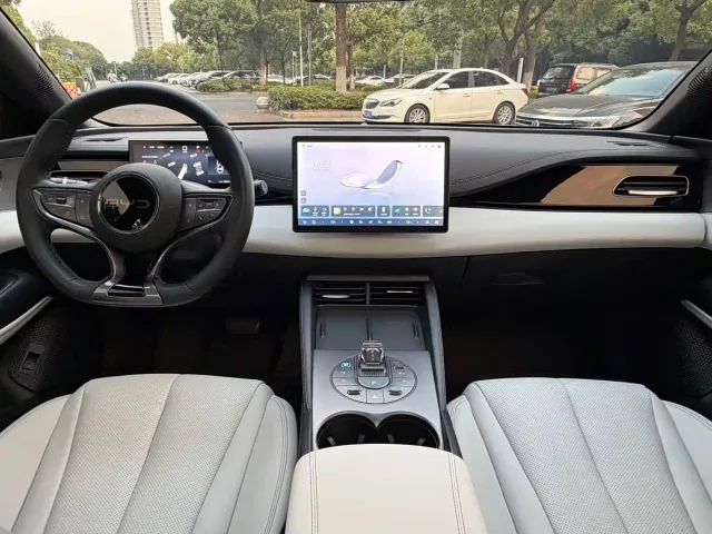 BYD Seal 06 — Фото автомобиля 11