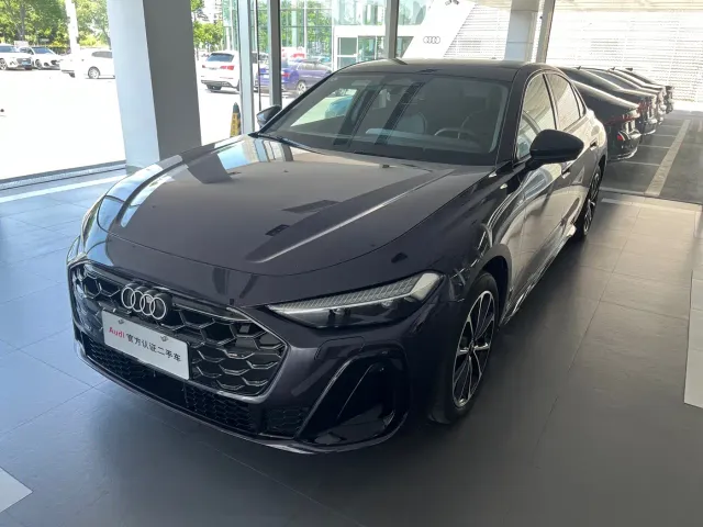 Фотография автомобиля — Audi A5L