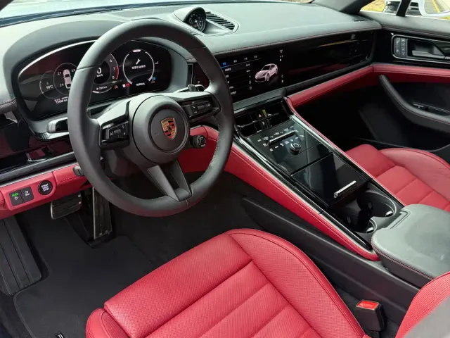 Porsche Panamera — Фото автомобиля 9