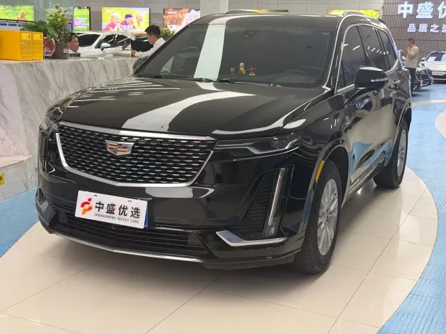 Фотография автомобиля — Cadillac XT6