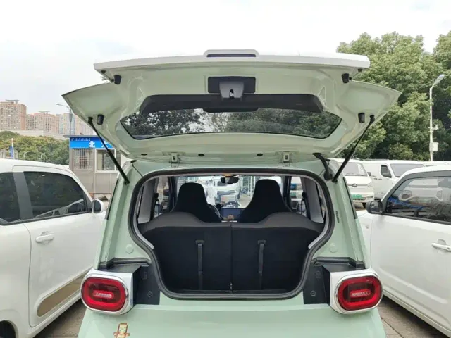 Wuling Hongguang Mini EV — Фото автомобиля 18