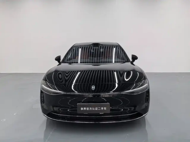Stelato S9T — Фото автомобиля 3