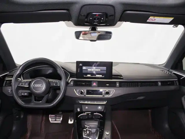 Audi A4L — Фото автомобиля 10