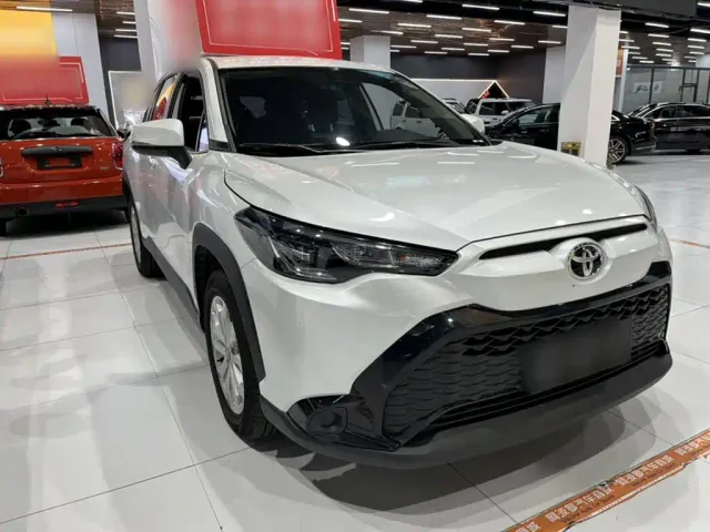 Toyota Frontlander — Фото автомобиля 10