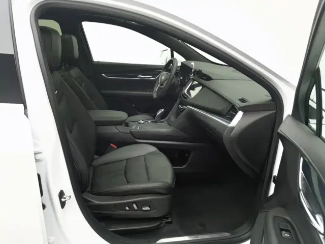 Cadillac XT5 — Фото автомобиля 23
