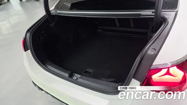 Mercedes-Benz E-Class W214 — Фото автомобиля 9