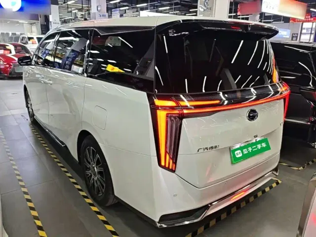 GAC Trumpchi E9 — Фото автомобиля 4