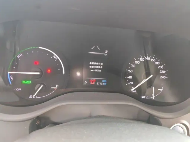 Toyota Sienna — Фото автомобиля 11