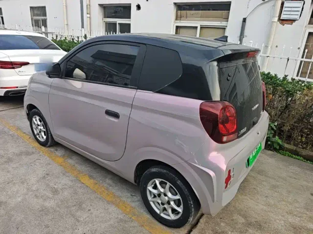Roewe Clever — Фото автомобиля 4