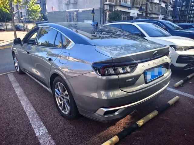 Ford Mondeo — Фото автомобиля 4