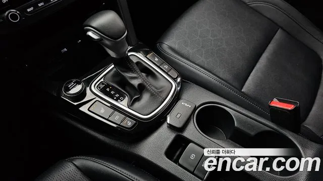 Kia Seltos New — Фото автомобиля 12