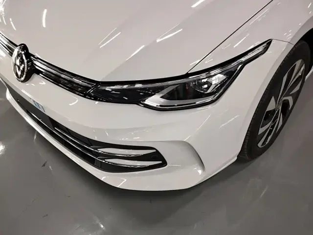 Volkswagen Golf — Фото автомобиля 23
