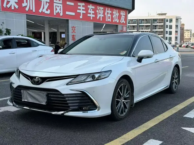 Фотография автомобиля — Toyota Camry