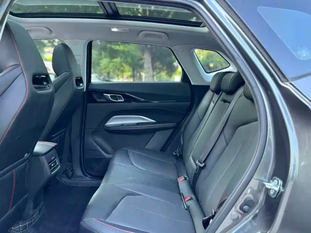 Changan Z6 — Фото автомобиля 7